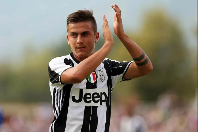 Ulduz futbolçudan pandemiyaya qarşı dəstək